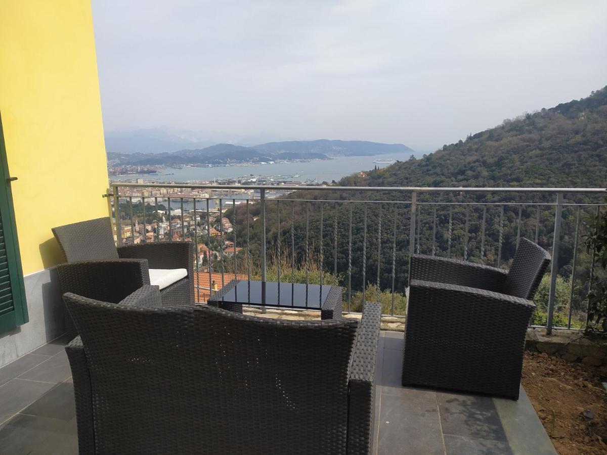 Agriturismo La Pietra 1 E La Pietra 2 ลาสเปเซีย ภายนอก รูปภาพ
