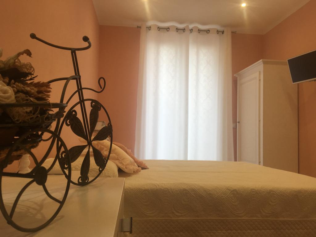 Agriturismo La Pietra 1 E La Pietra 2 ลาสเปเซีย ภายนอก รูปภาพ
