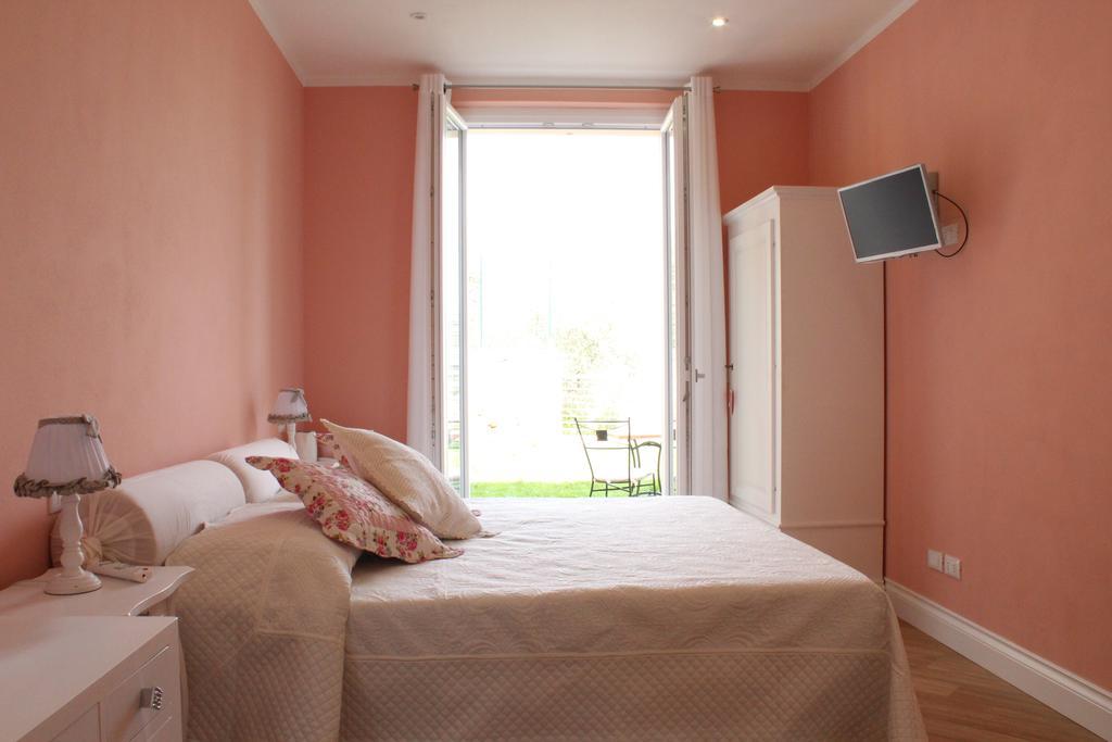 Agriturismo La Pietra 1 E La Pietra 2 ลาสเปเซีย ภายนอก รูปภาพ