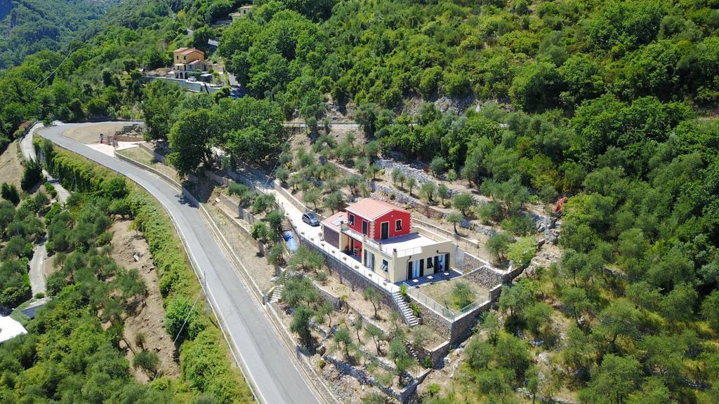 Agriturismo La Pietra 1 E La Pietra 2 ลาสเปเซีย ภายนอก รูปภาพ