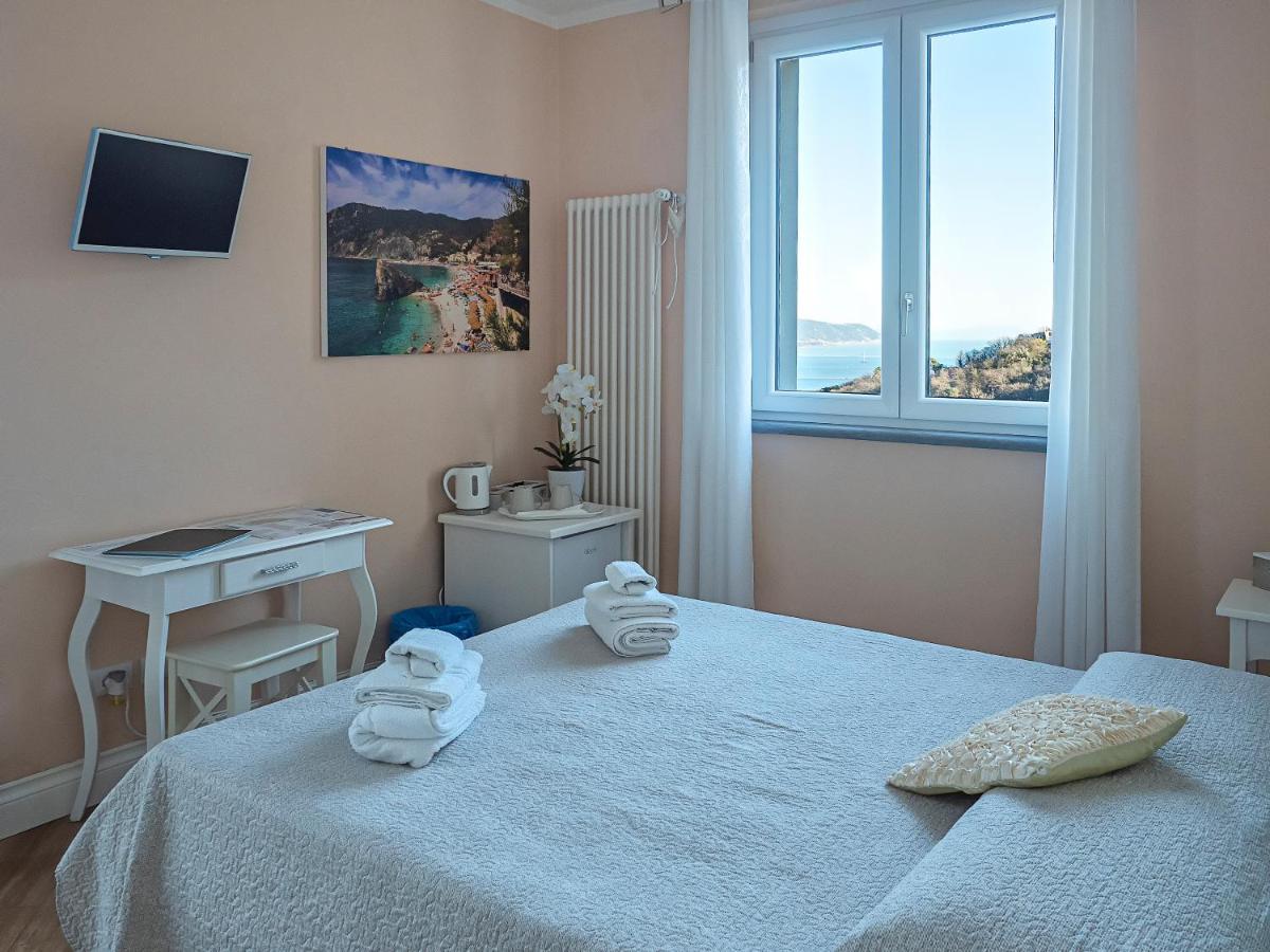 Agriturismo La Pietra 1 E La Pietra 2 ลาสเปเซีย ภายนอก รูปภาพ